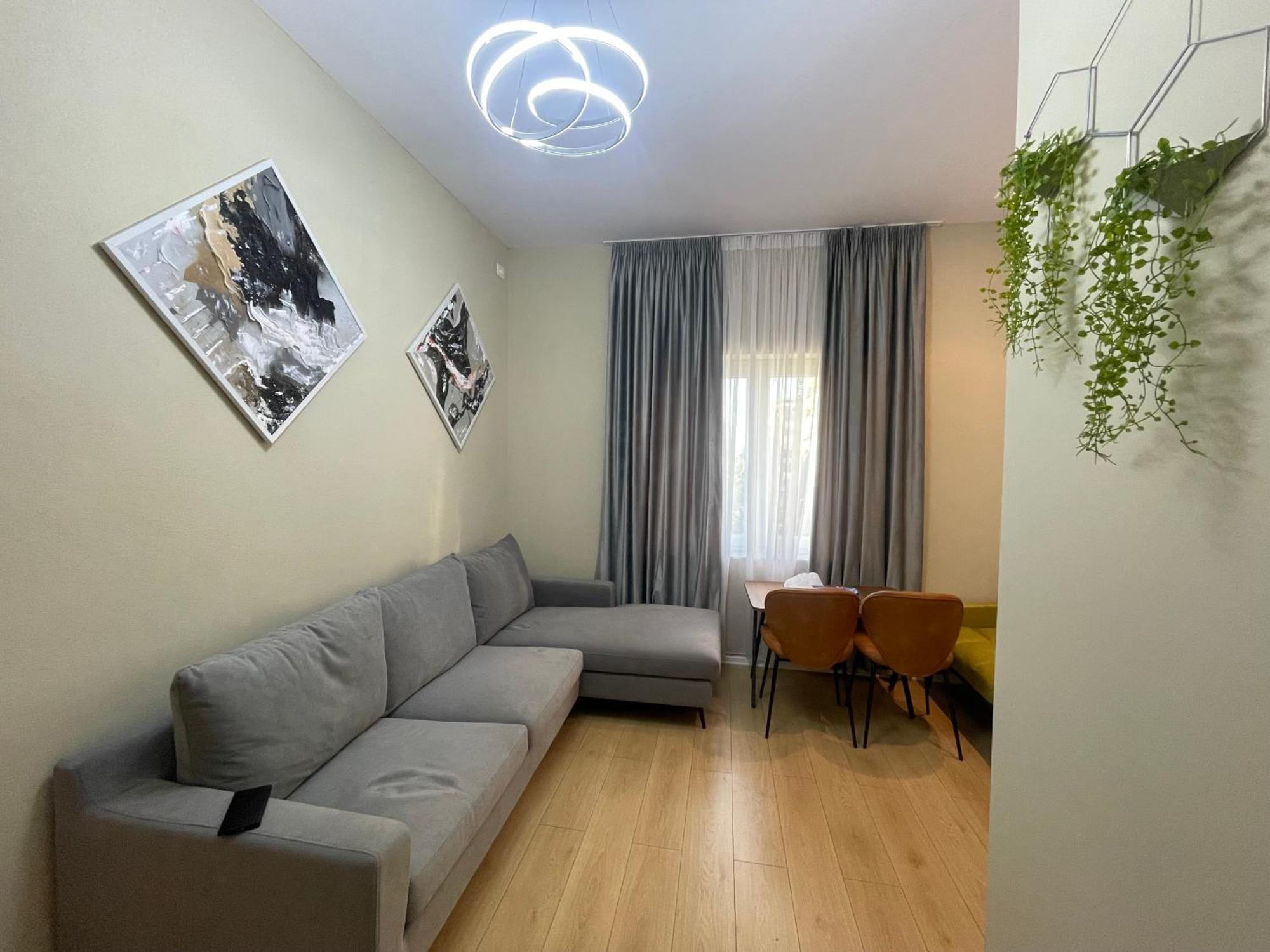 City Center Rooms And Apartments Дуррес Экстерьер фото