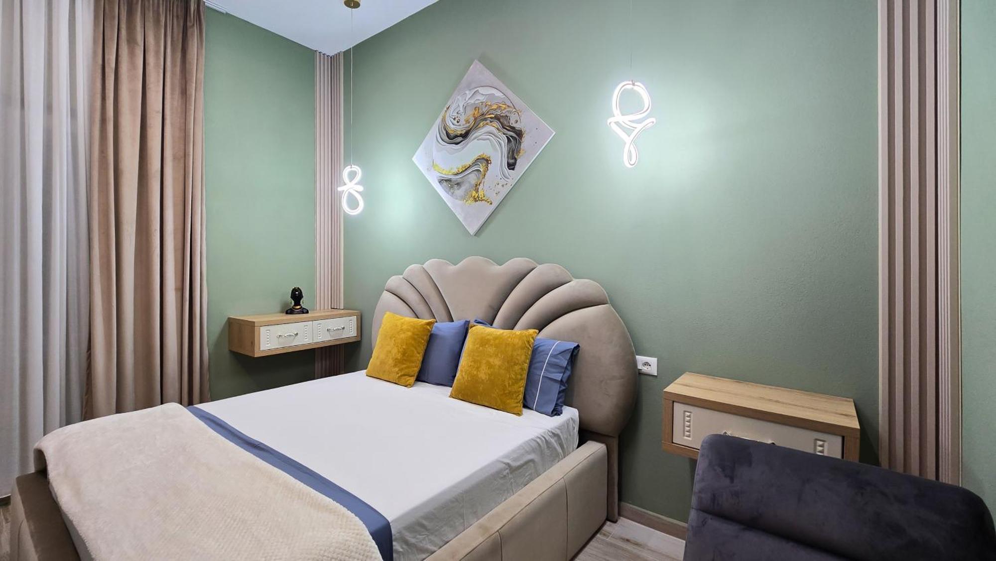 City Center Rooms And Apartments Дуррес Экстерьер фото